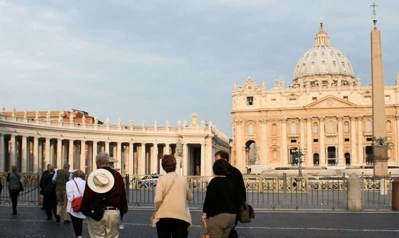 Apostolate of the Laity for the Church crisis at the Vatican